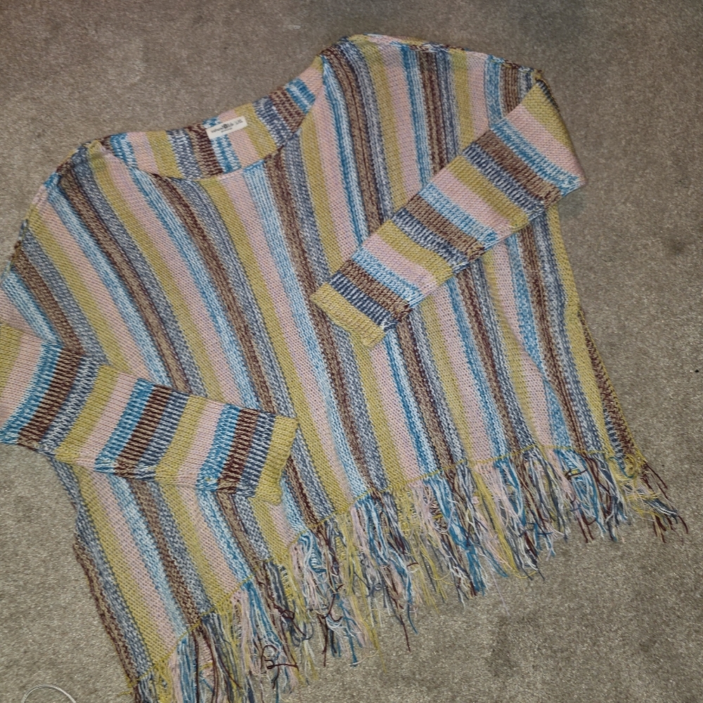 Natural Life Boho Hippie Festival Cottagecore Fringe Poncho Sweater, Size L/XL - Picture 4 of 8